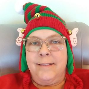 Meet your Posher, Joanie